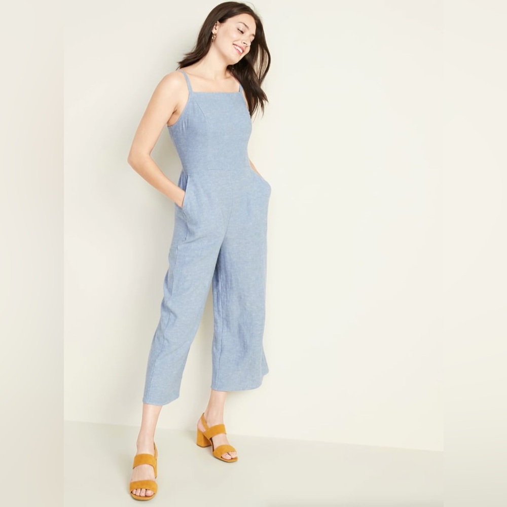 Old Navy Waist-Defined Square-Neck Linen-Blend Cami Jumpsuit in Blue Size Large